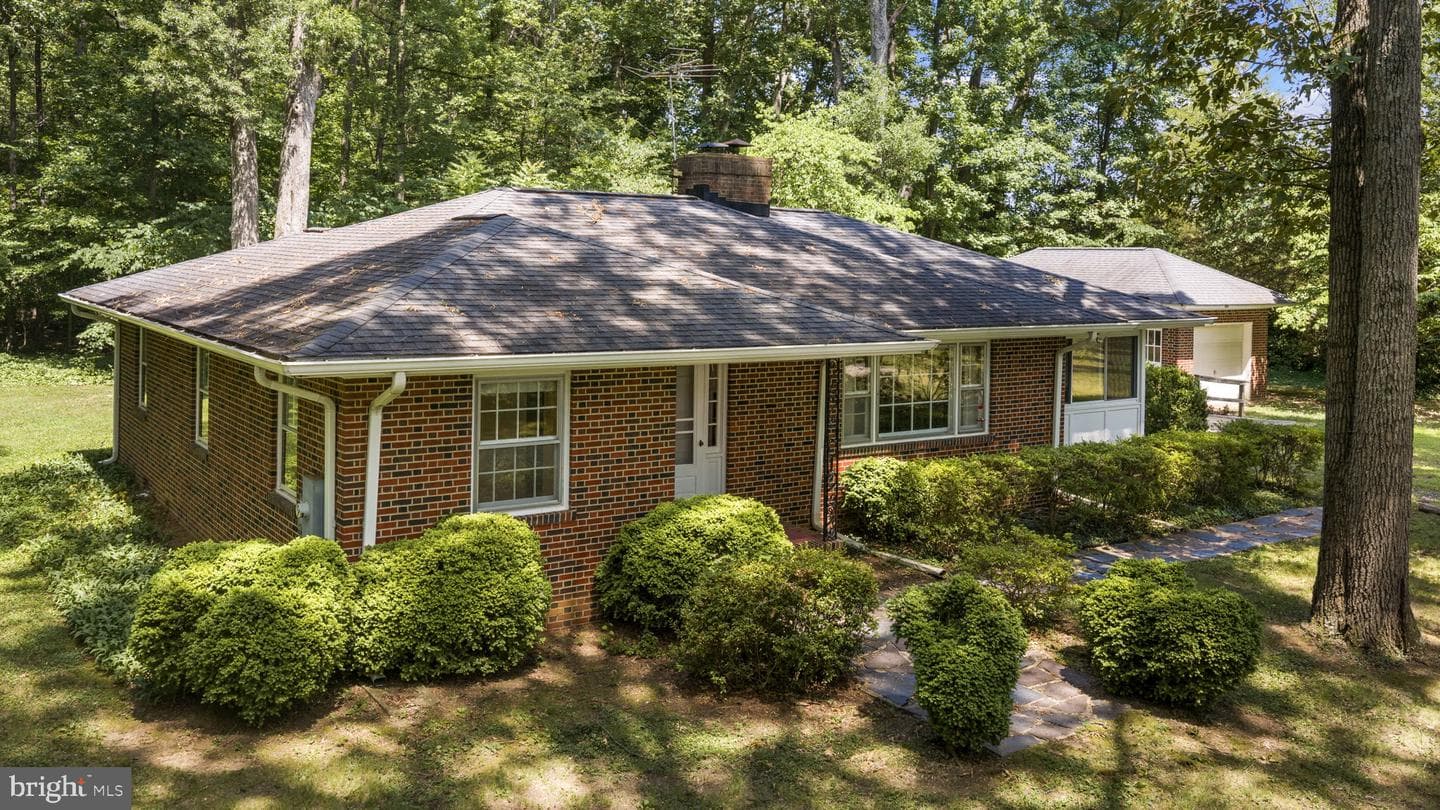1517 Kings Highway, King George