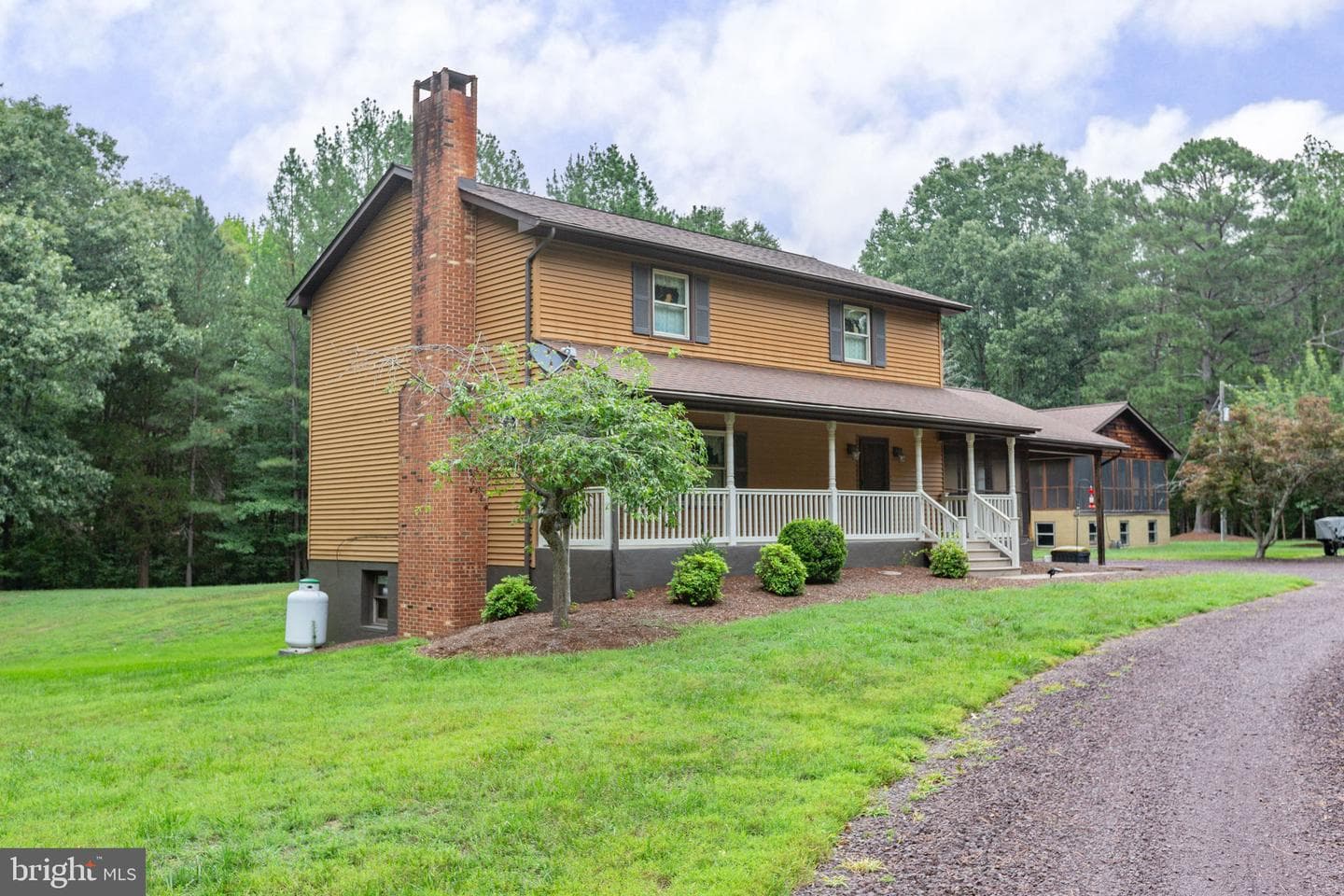 11051 Alden Road photo 4