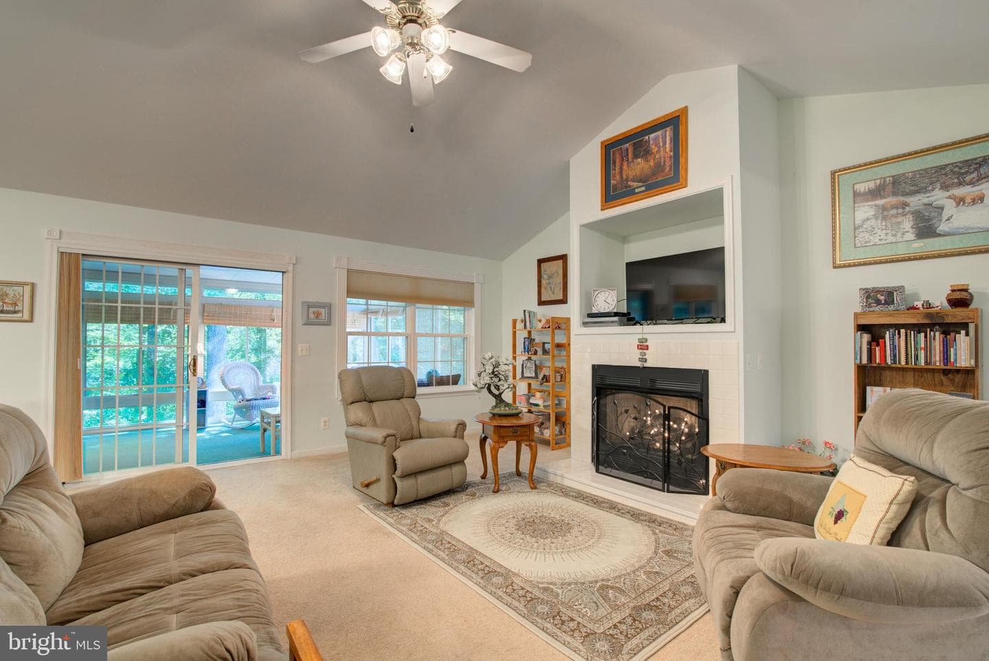 8256 Reagan Drive photo 9