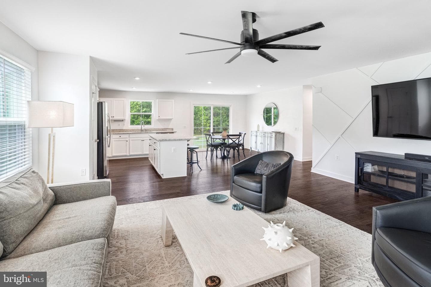6384 Brewery Court photo 3