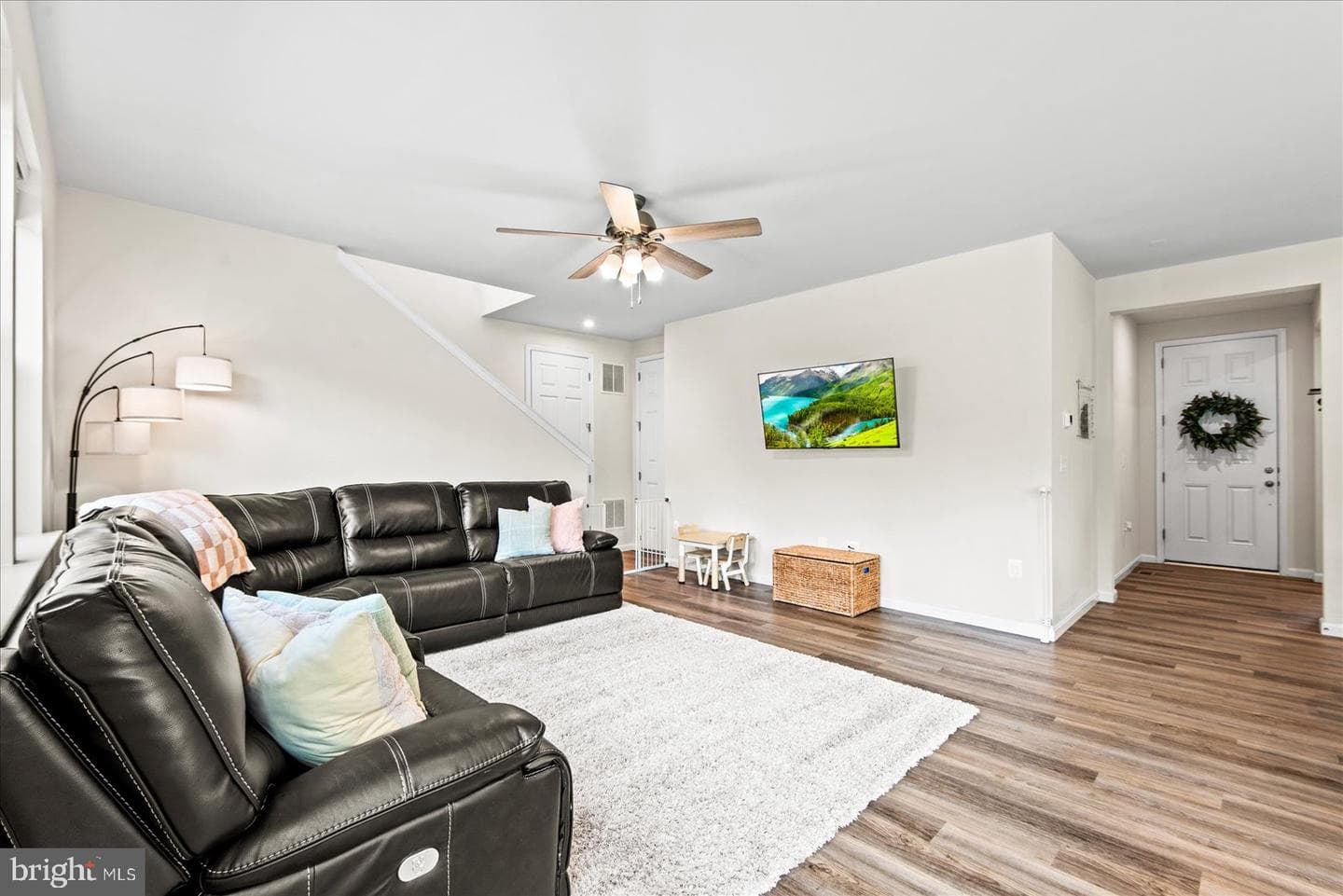 6325 Pointer Lane photo 9