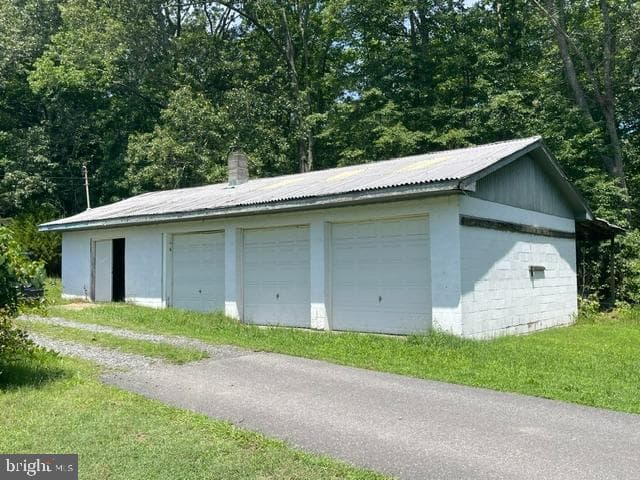 18002 Rosiers Creek Lane photo 3