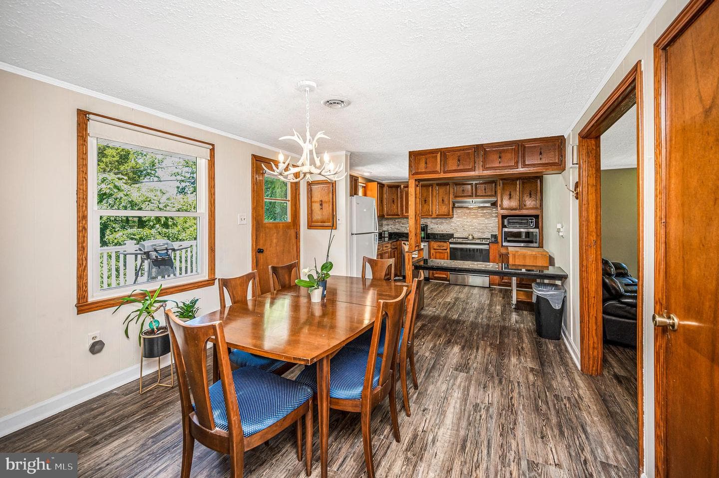 6122 7th Street photo 12
