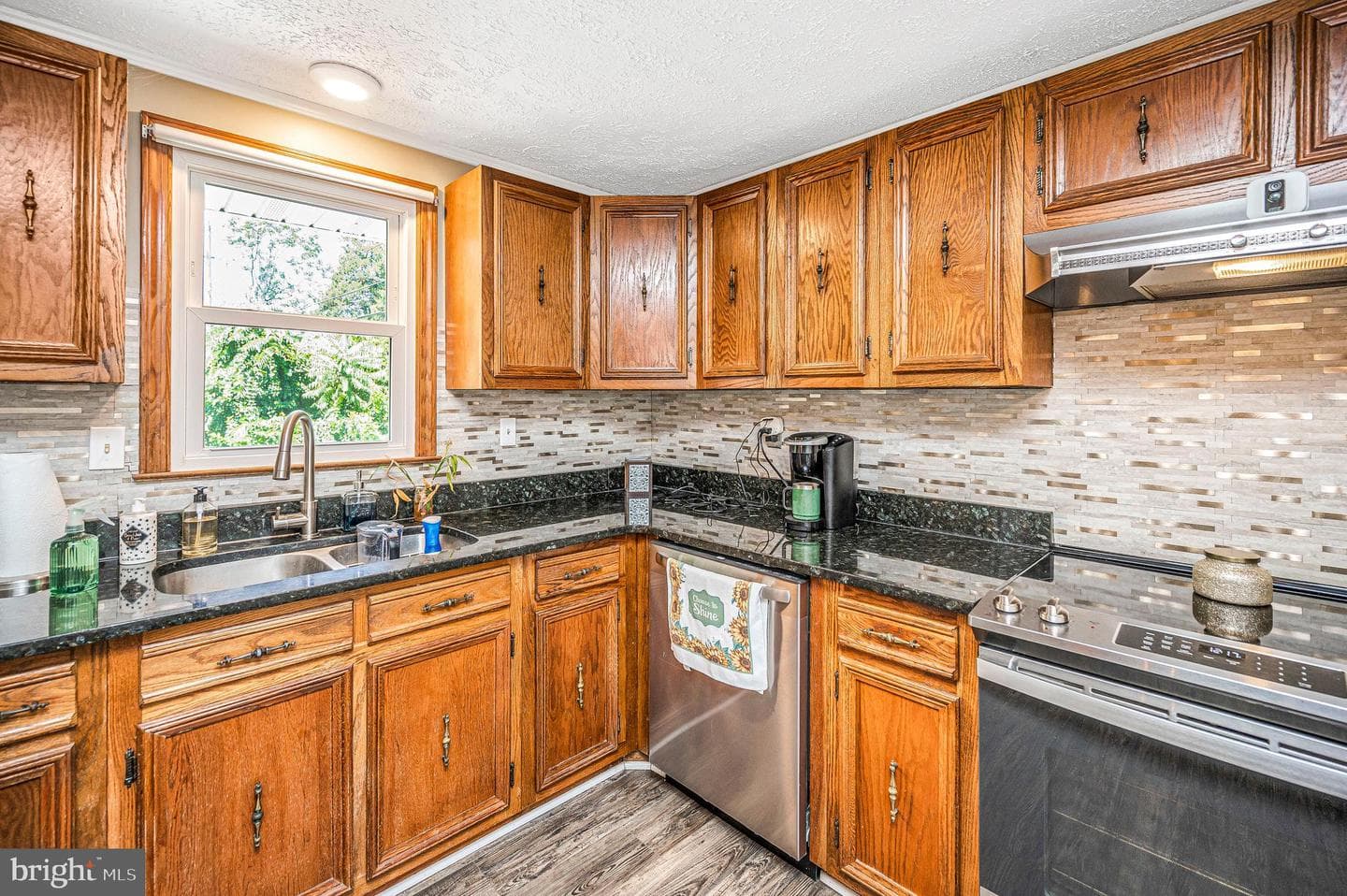 6122 7th Street photo 17