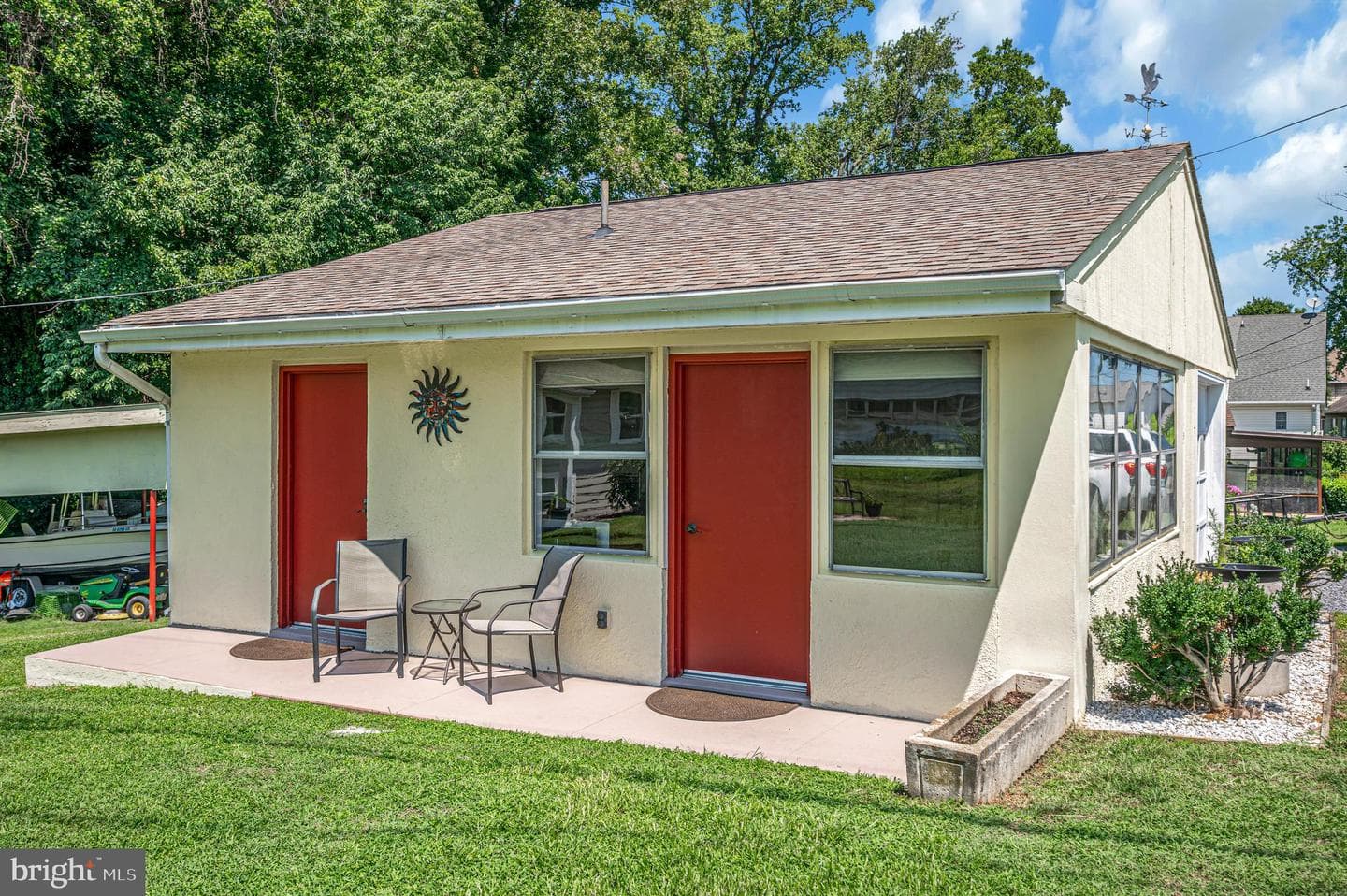 6122 7th Street photo 4