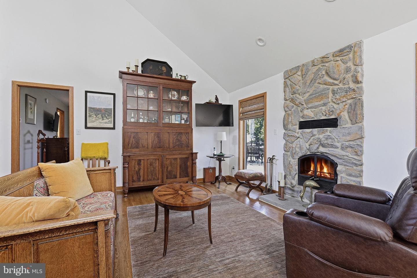 6495 Tides Road photo 9