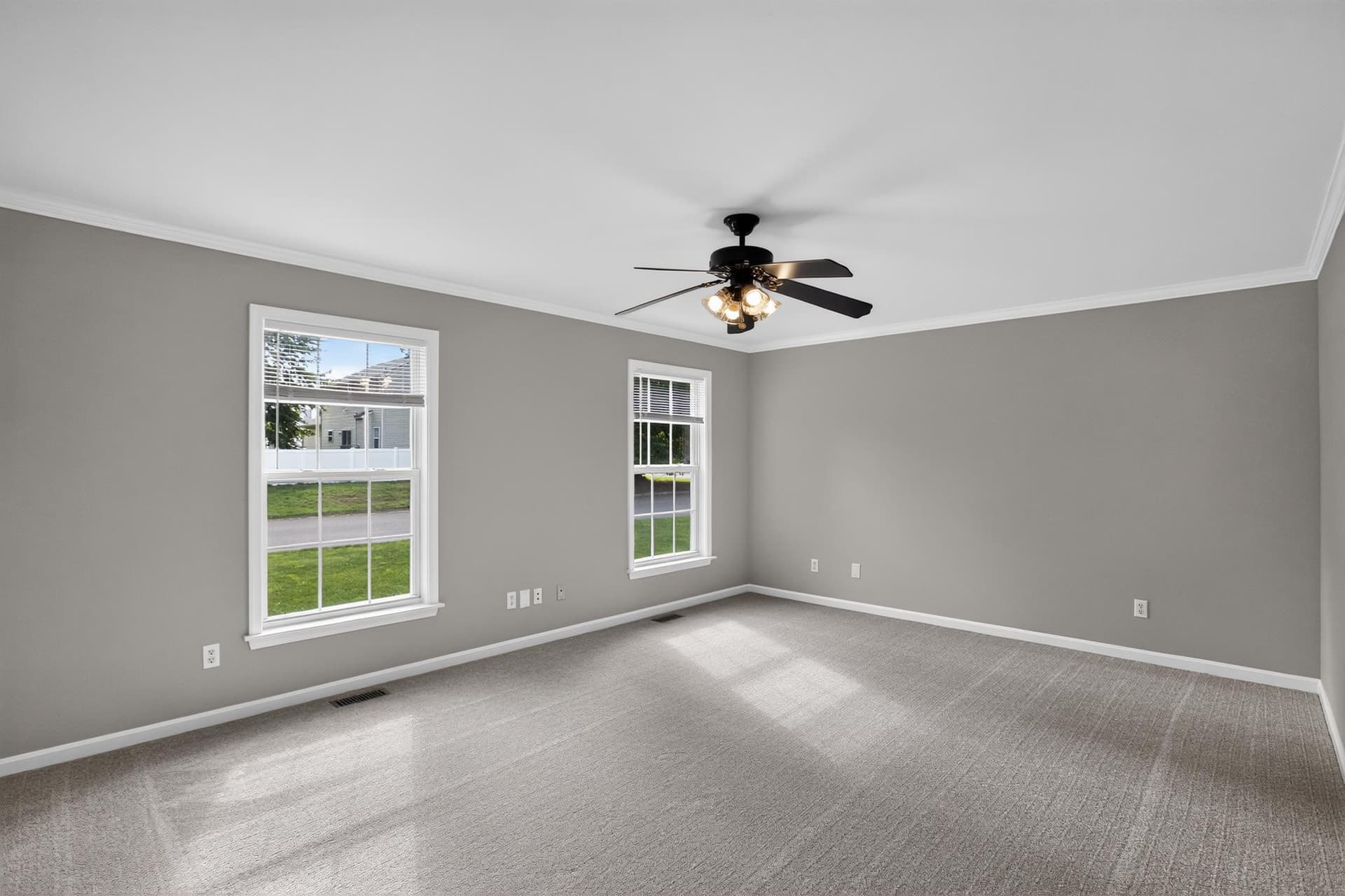 16965 Village Lane photo 6