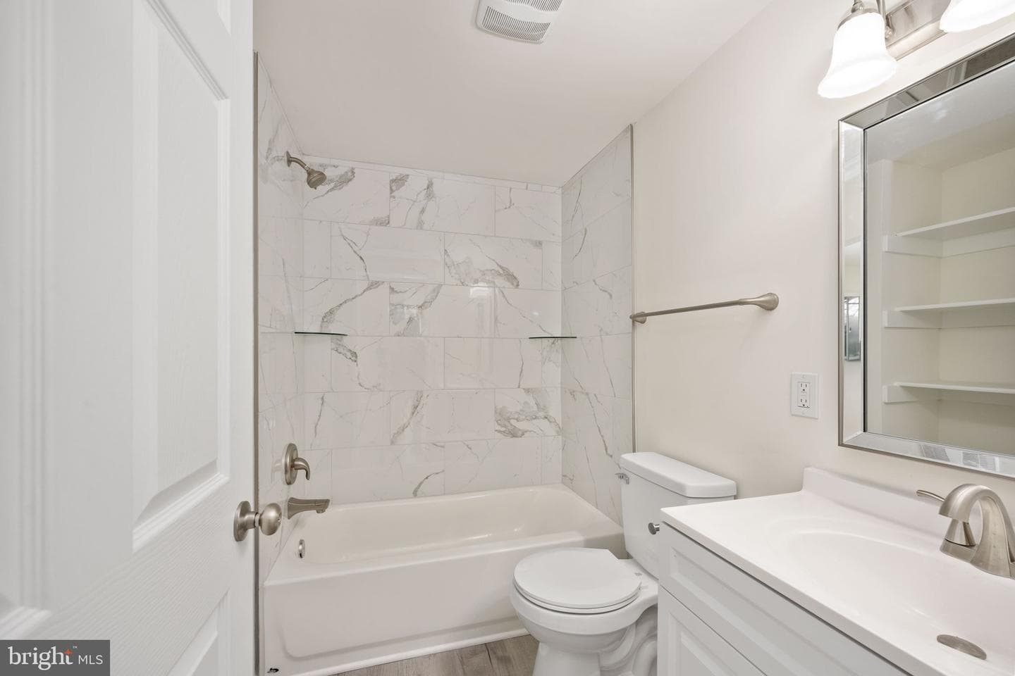 8061 James Madison Parkway photo 14