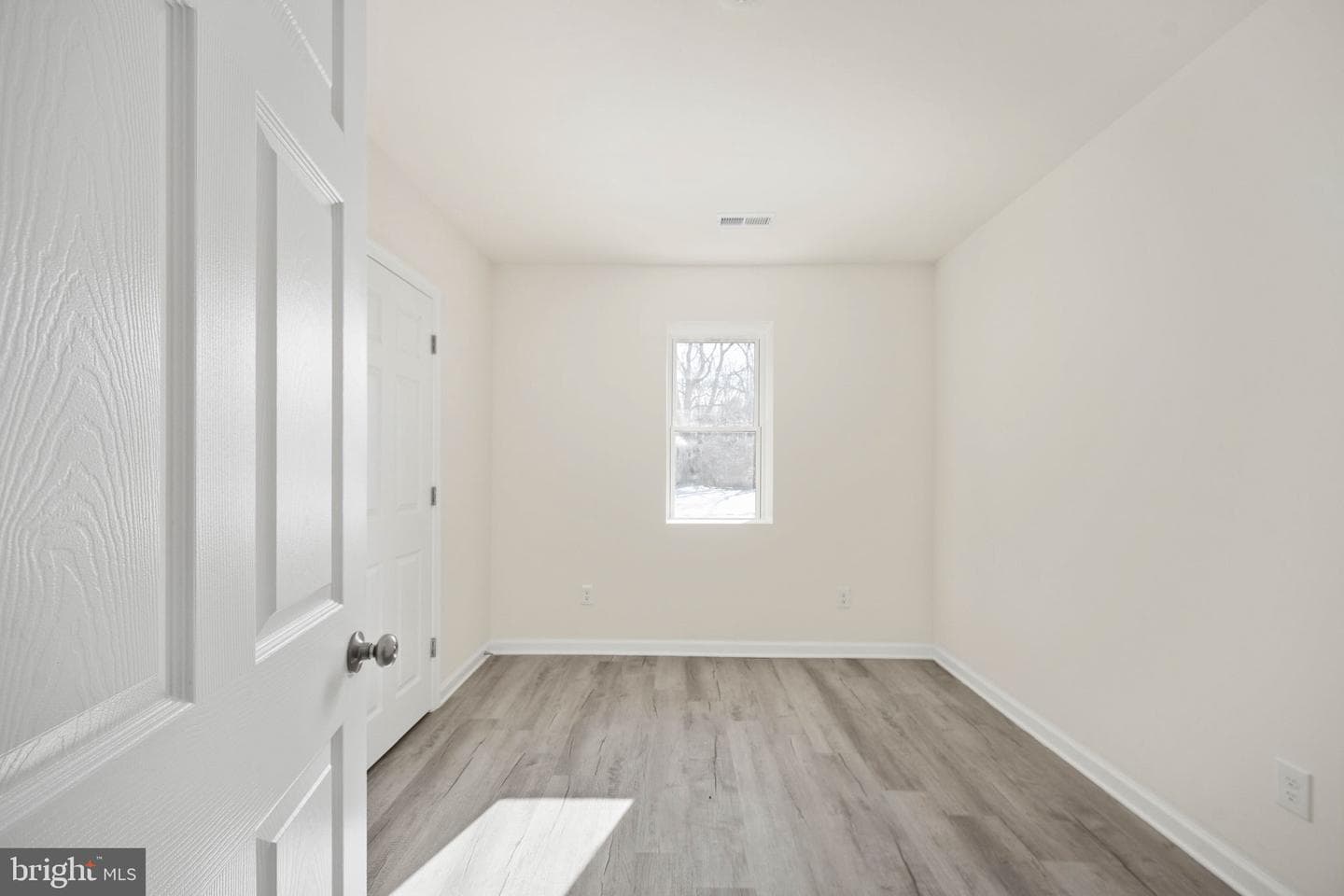 8061 James Madison Parkway photo 17