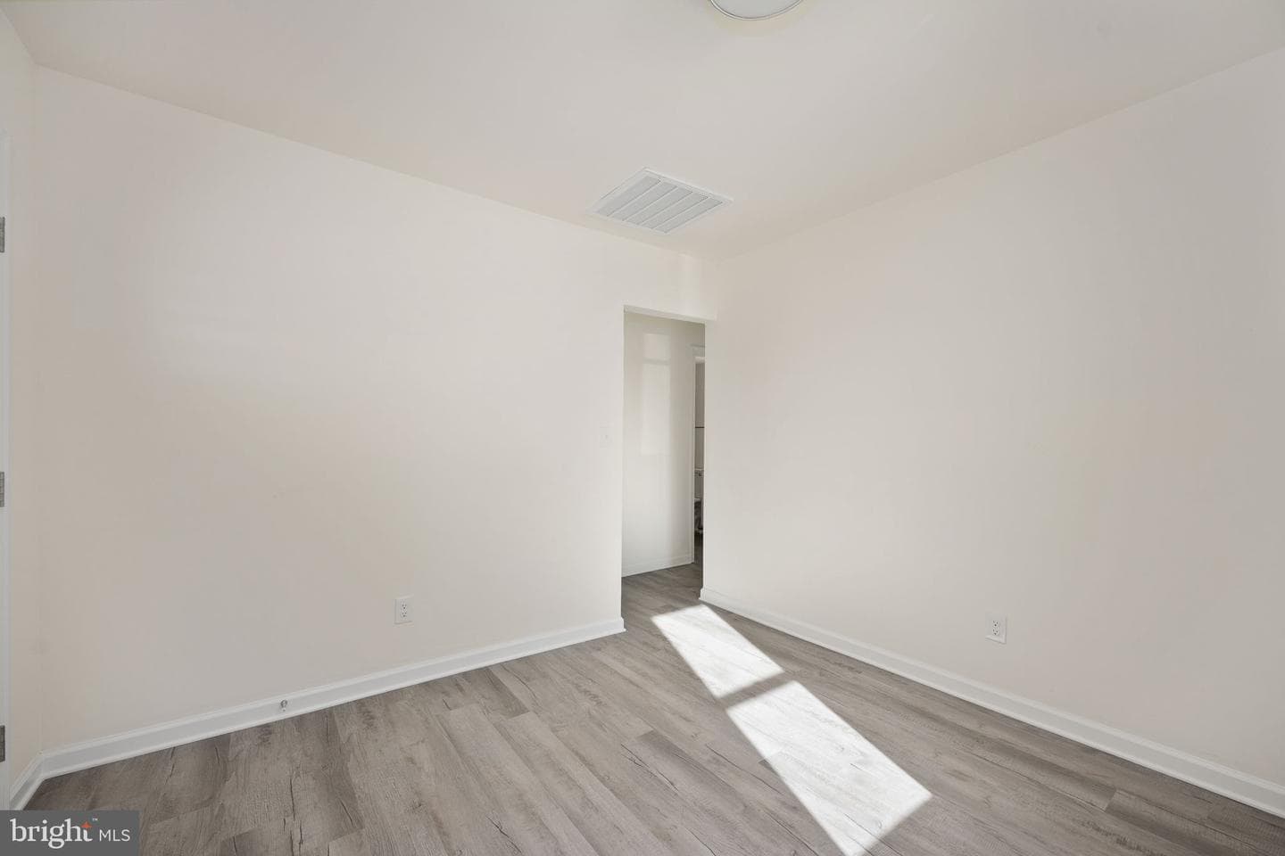 8061 James Madison Parkway photo 30