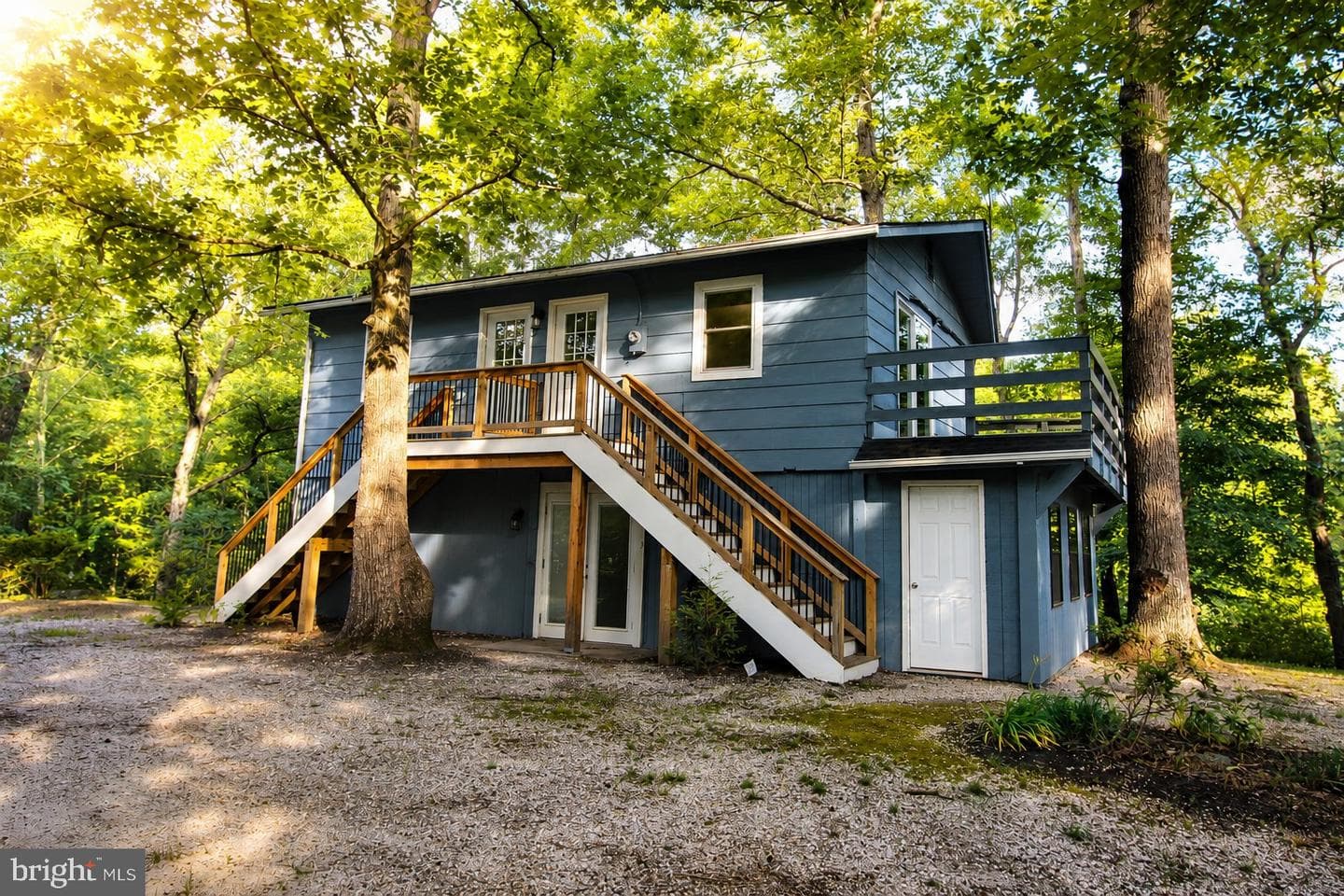 185 Pond Point Avenue photo 27