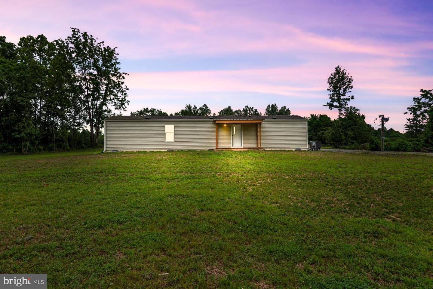 568 Reed Bridge Farm Road photo 3