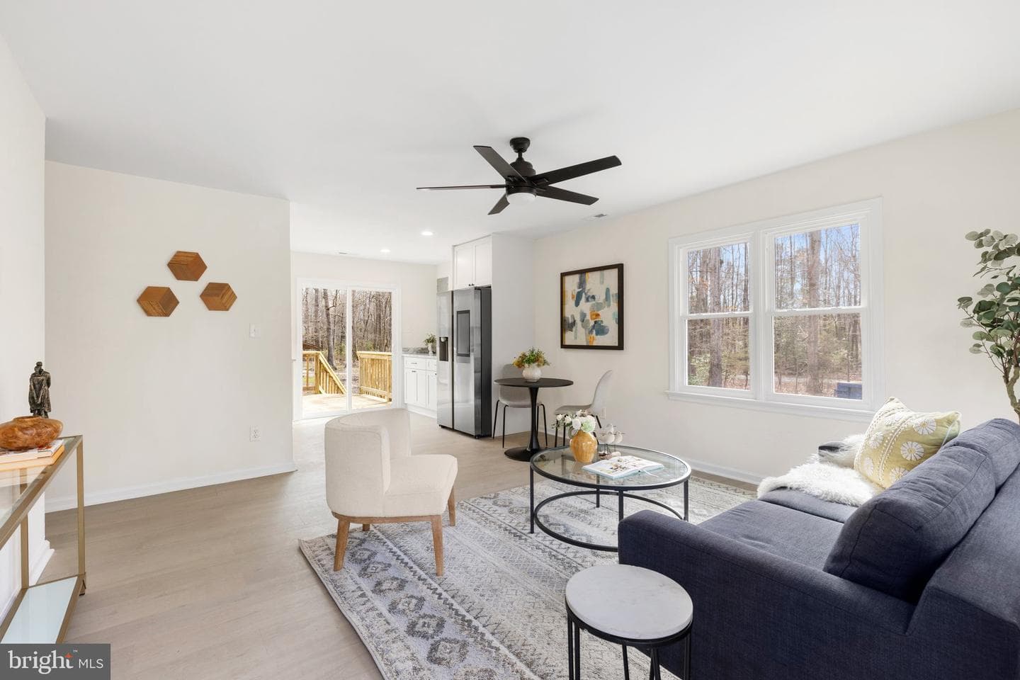 1700 Globe Road photo 2