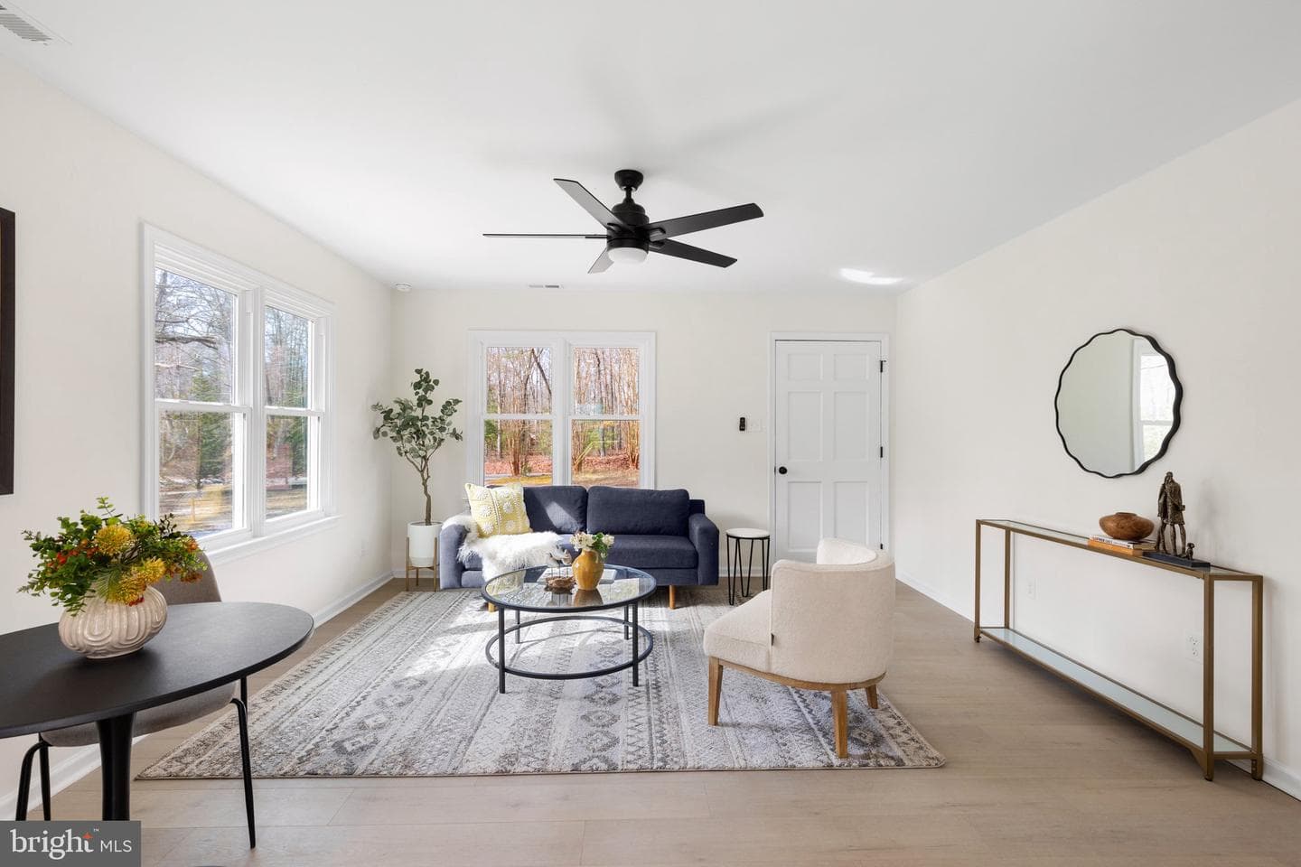 1700 Globe Road photo 4