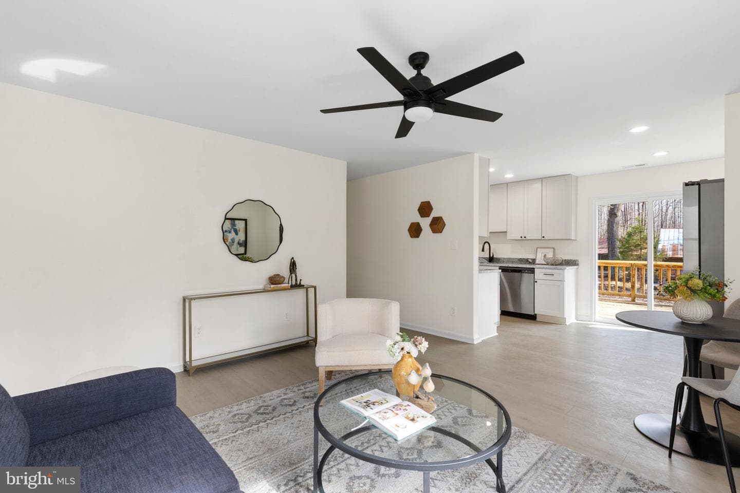 1700 Globe Road photo 5