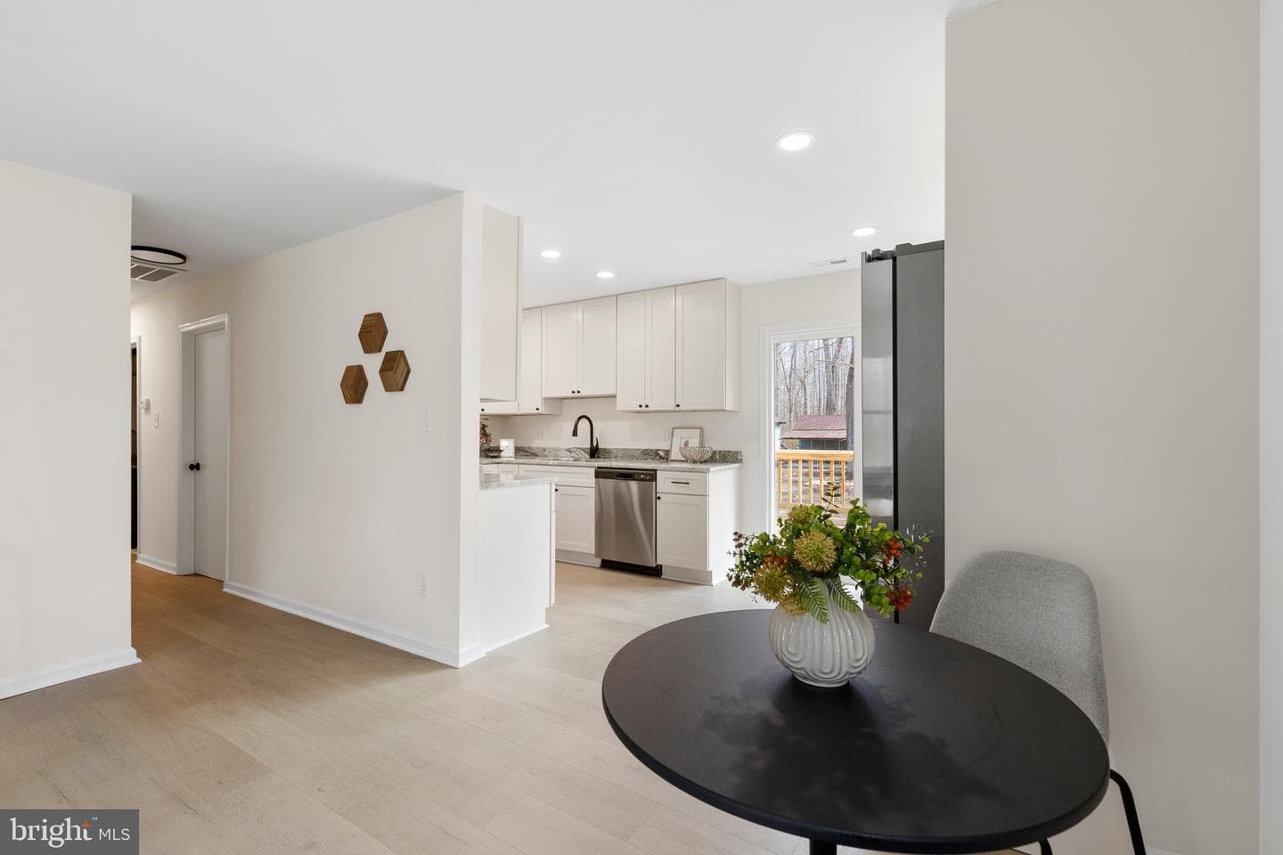 1700 Globe Road photo 6