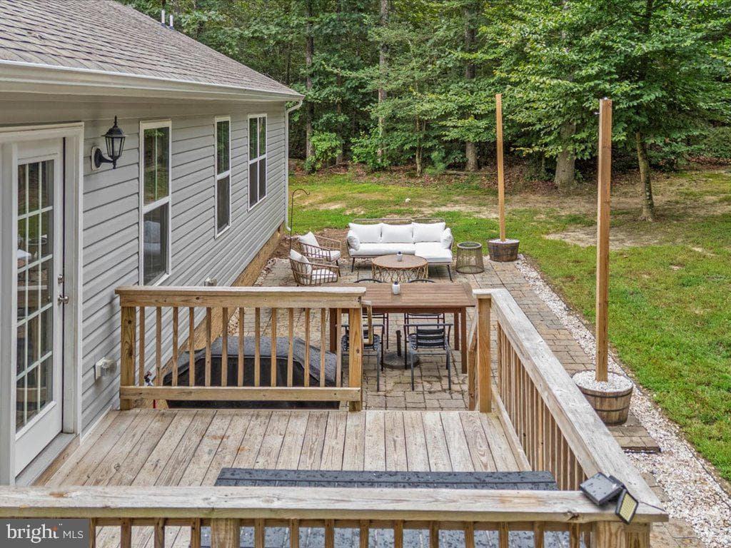 139 Moncuin Court photo 37
