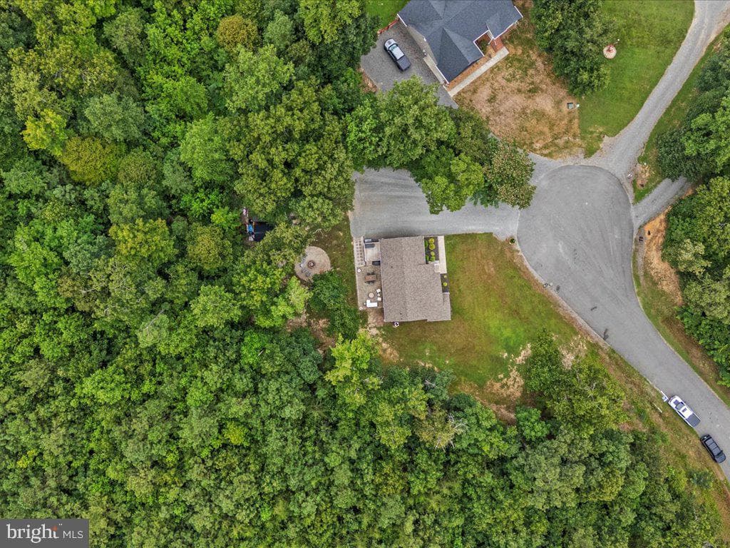 139 Moncuin Court photo 47