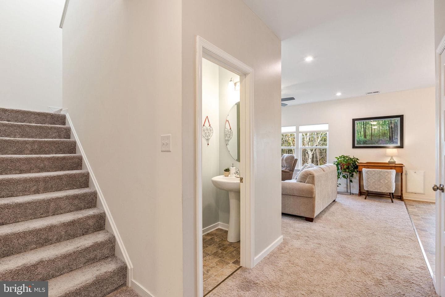 52 James Court photo 14
