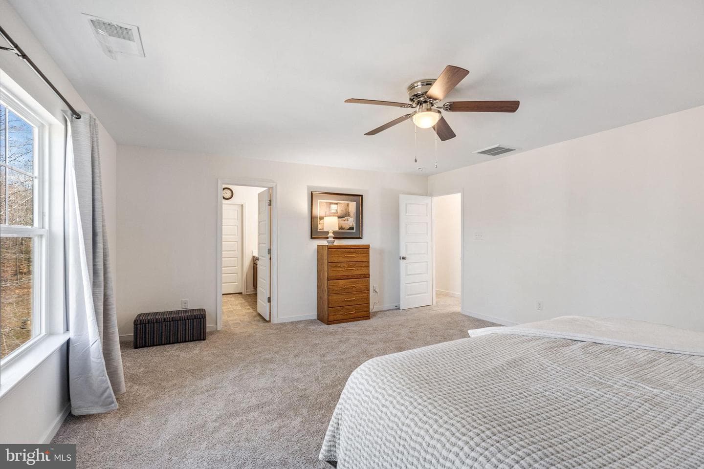 52 James Court photo 24