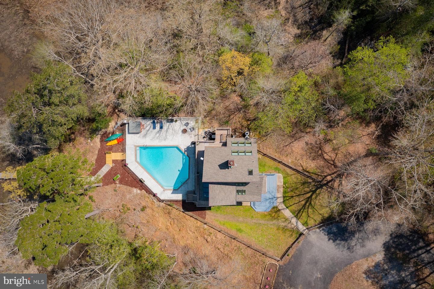 1924 Custis Millpond Rd photo 35