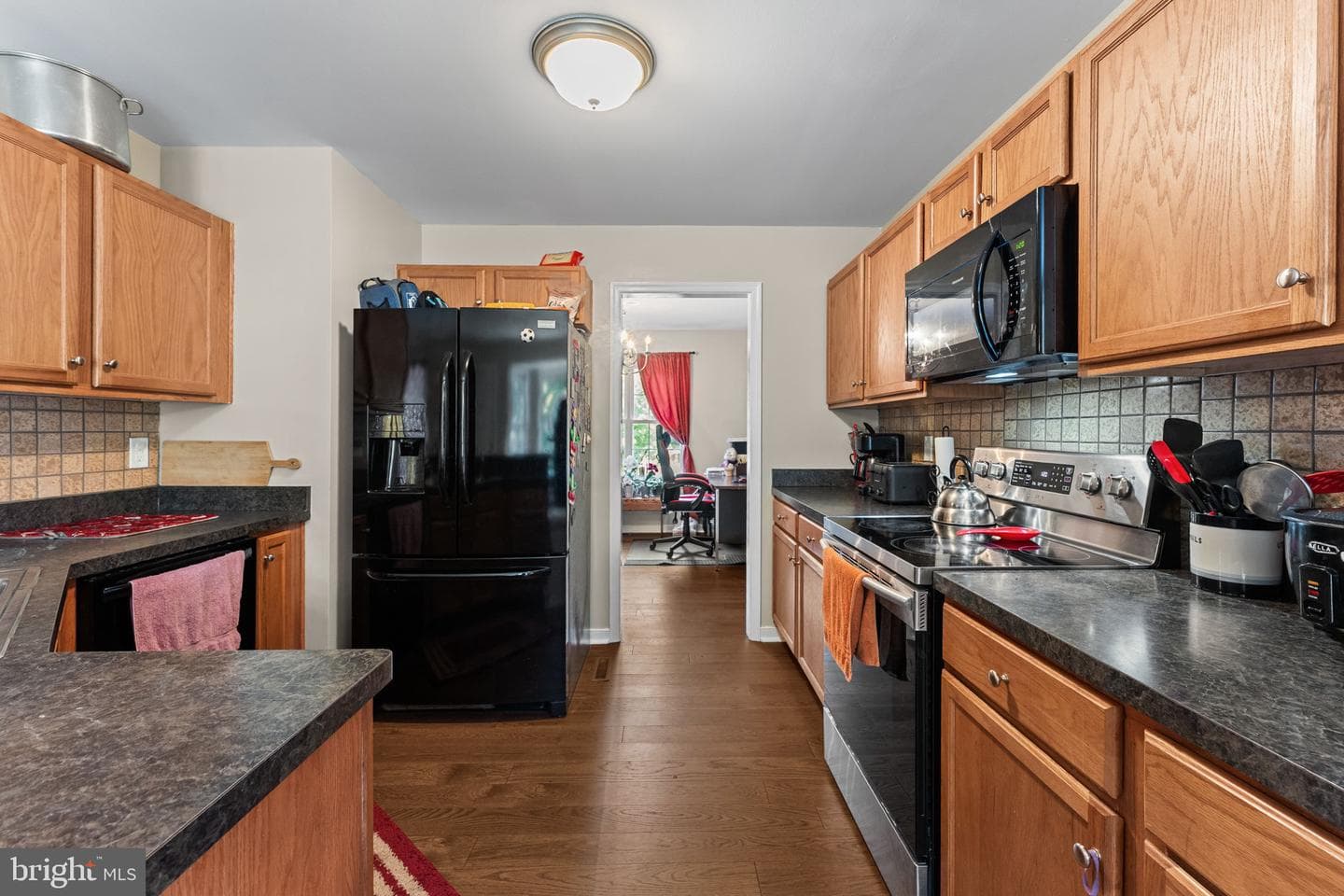 112 Central Parkway photo 6