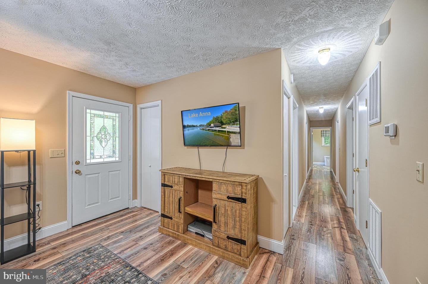 206 Oak Road photo 11