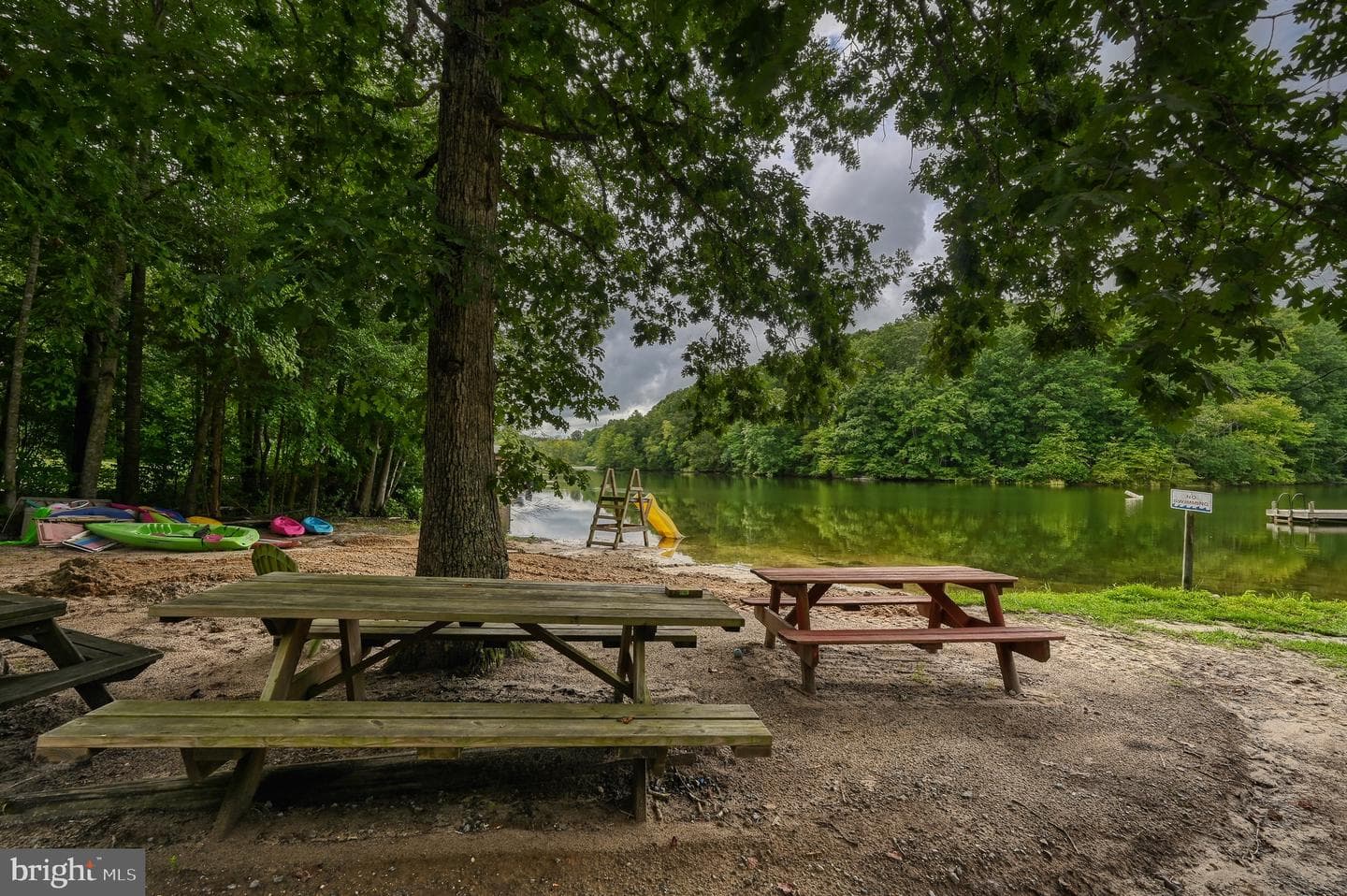 104 Privacy Road photo 48