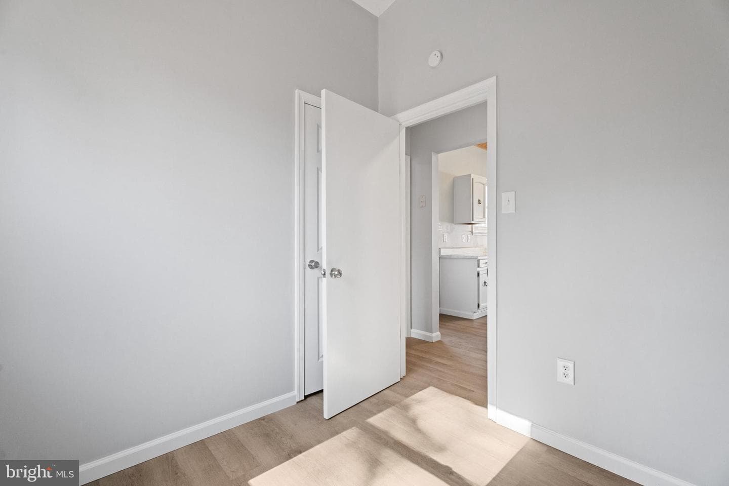 1161 S Lakeshore Drive photo 23