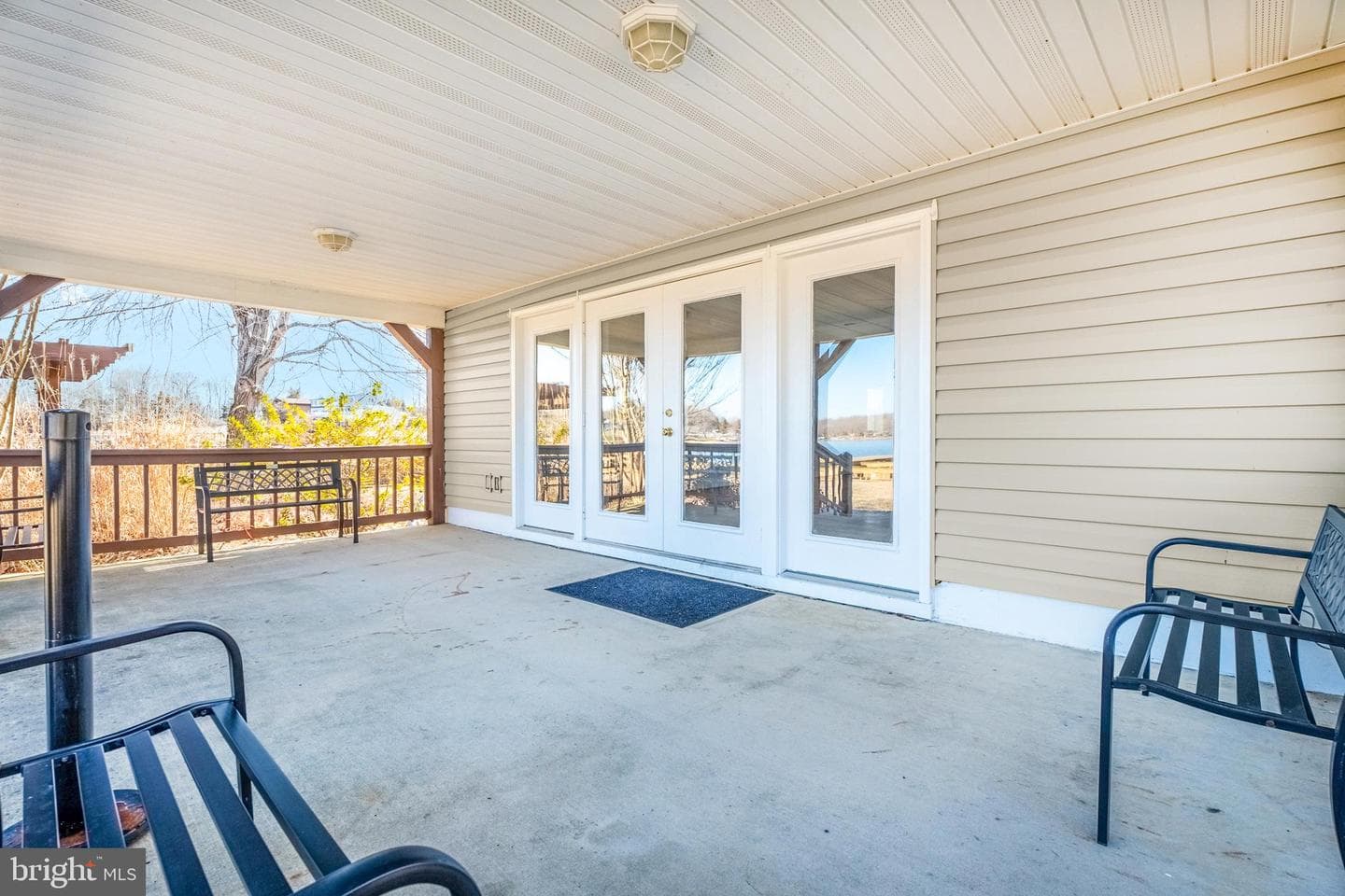 1161 S Lakeshore Drive photo 6