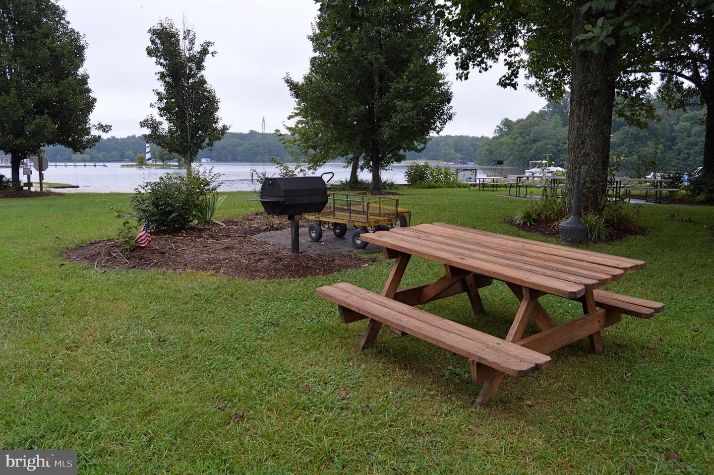 90 Overton Drive photo 26