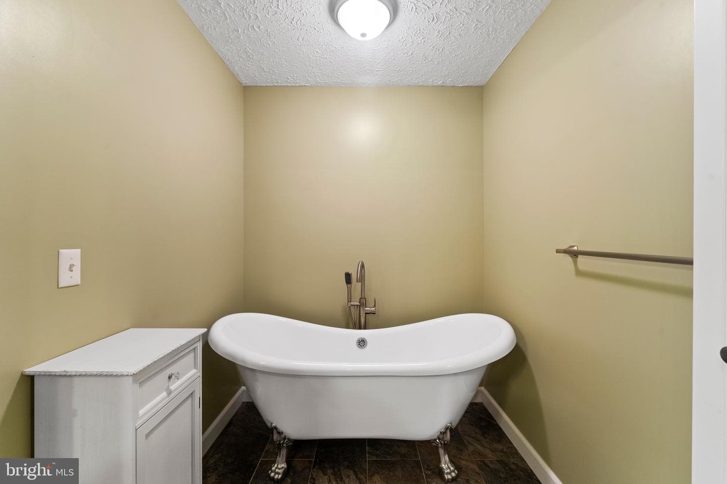 39 David Road photo 28