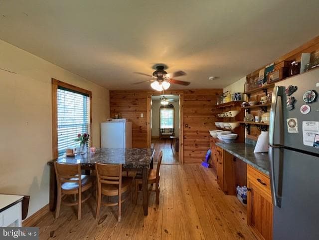 607 Louisa Avenue photo 18