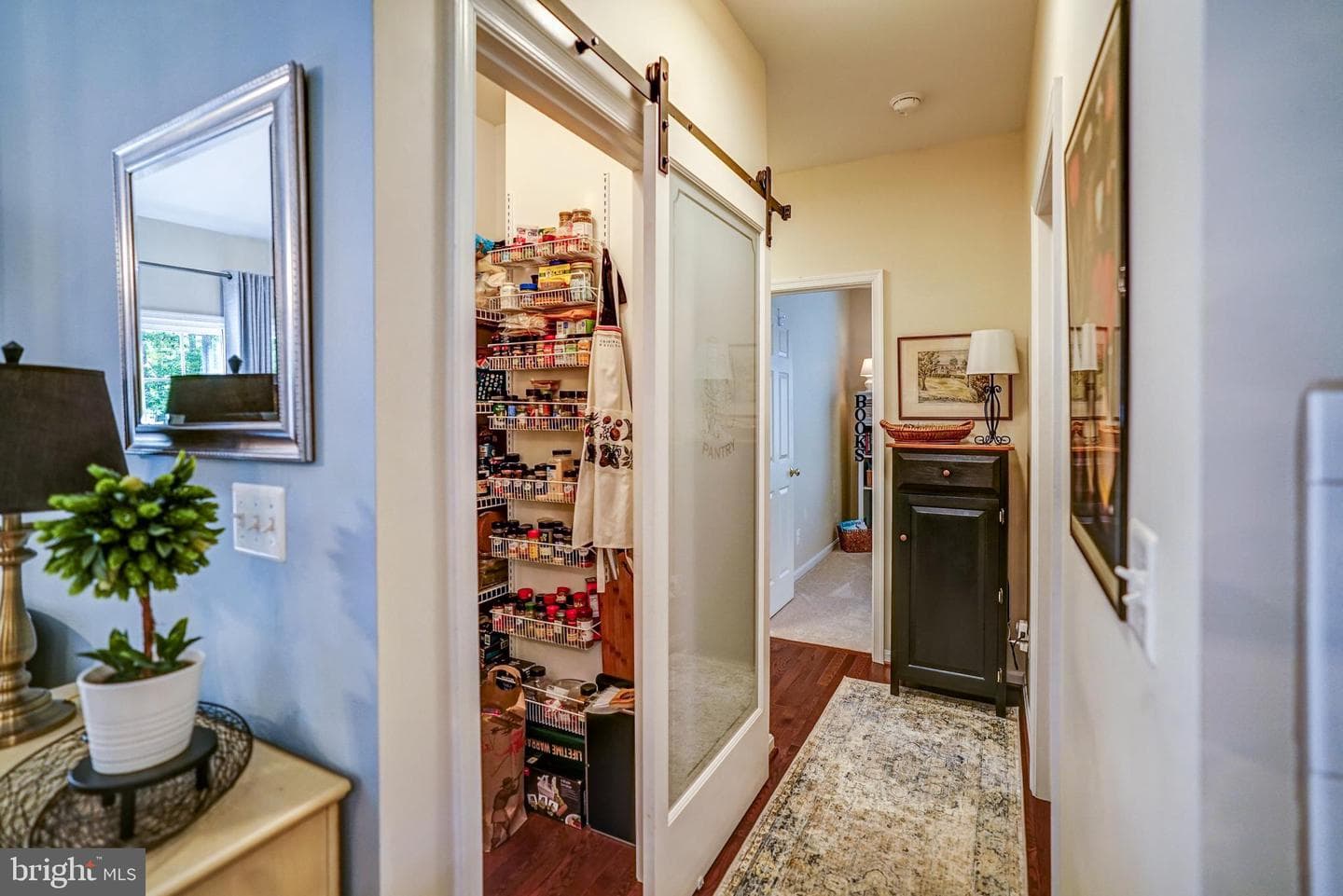 178 Fleeter Street photo 35