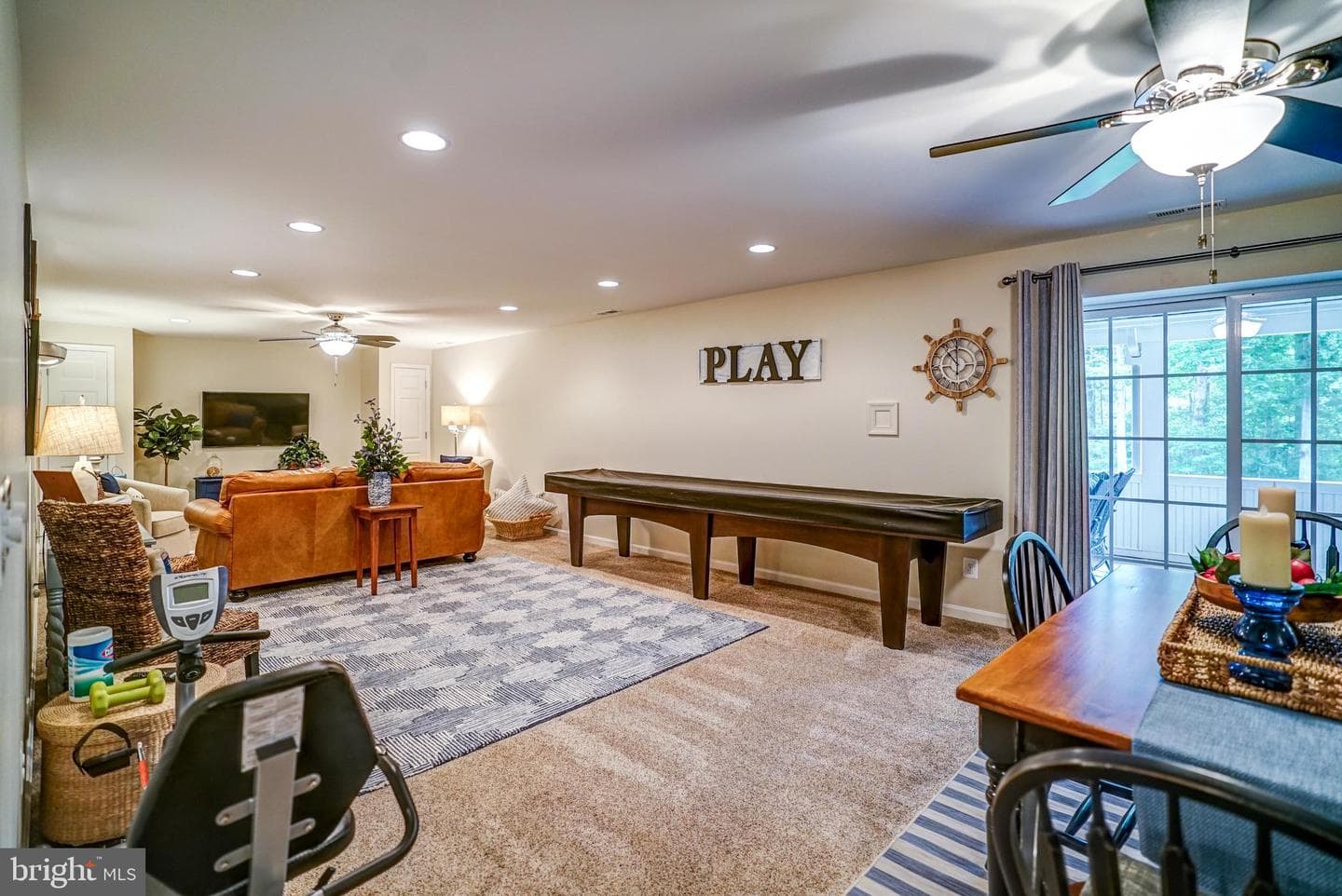 178 Fleeter Street photo 43