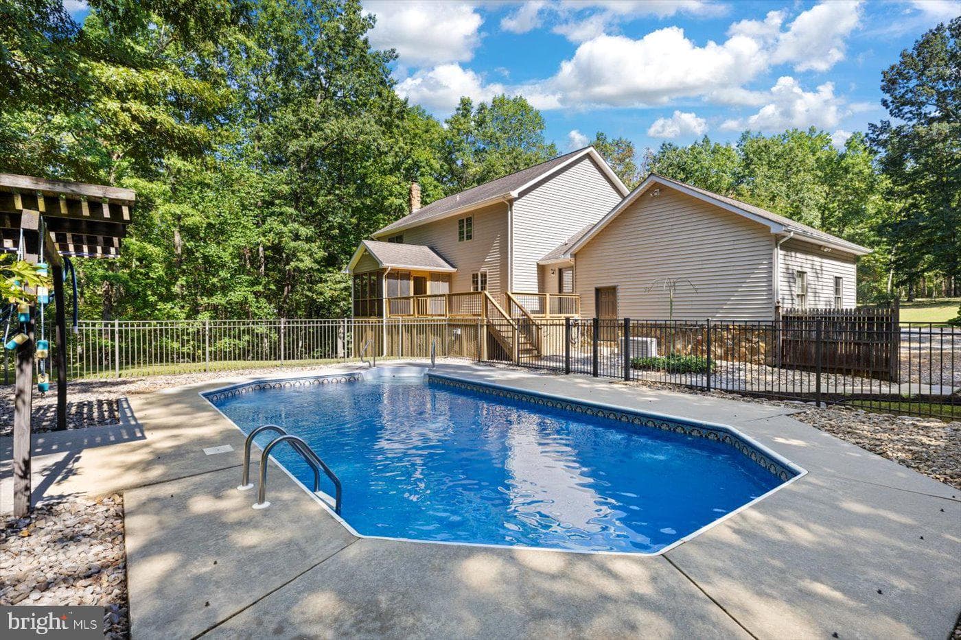 311 Spring Hill Drive photo 29