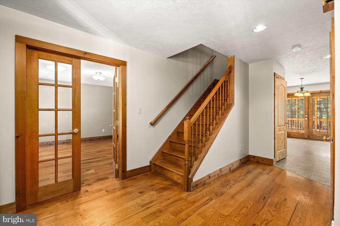 311 Spring Hill Drive photo 35