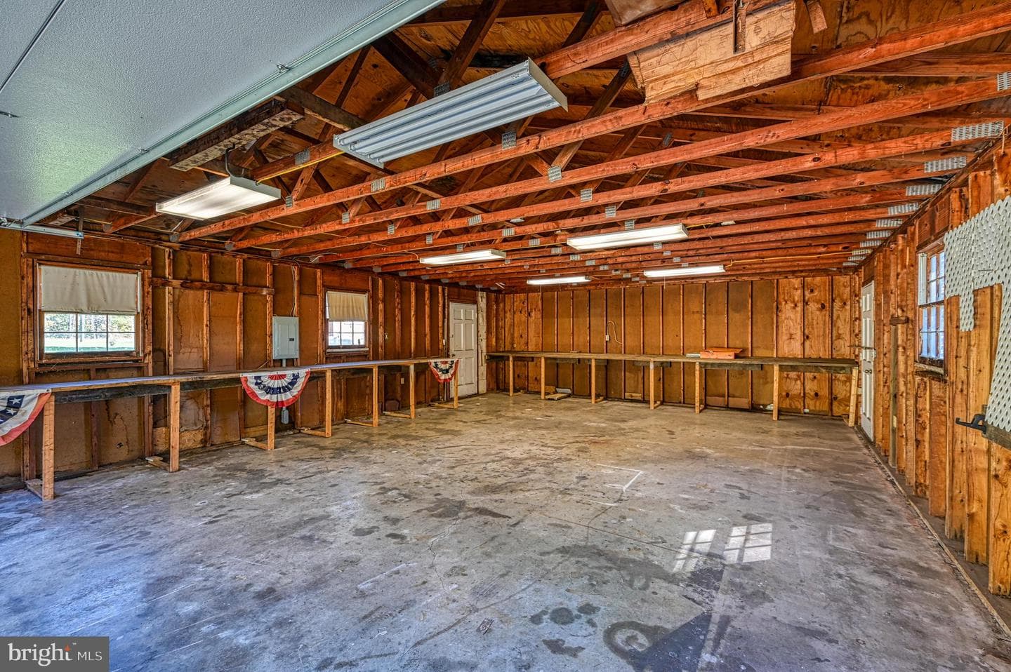 19714 Louisa Road photo 42