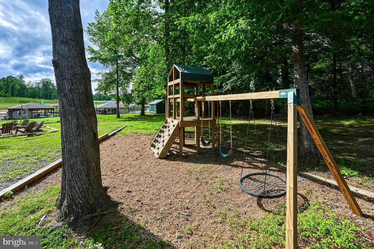 20 Oak Road photo 45