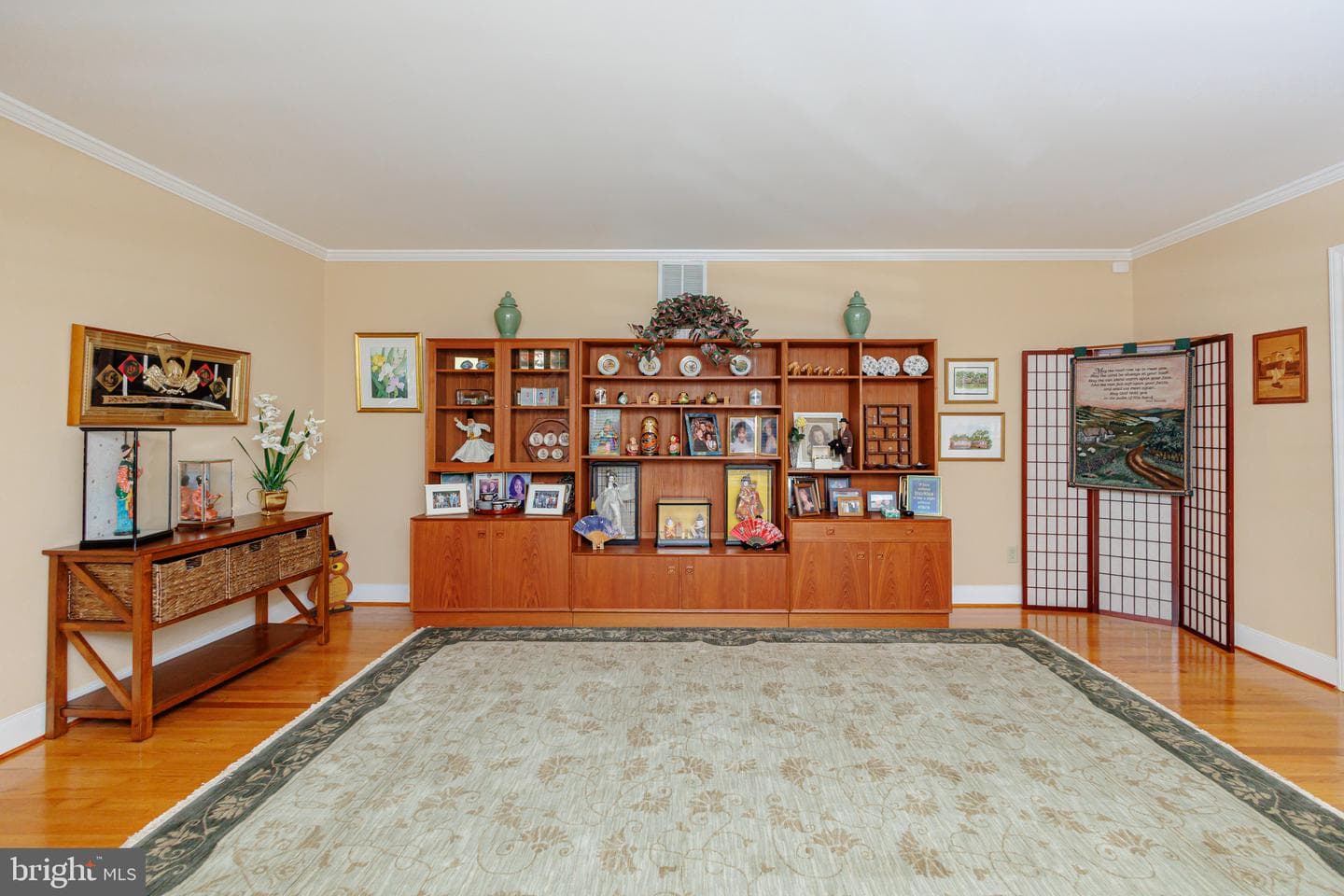 503 Fifth Street E photo 18