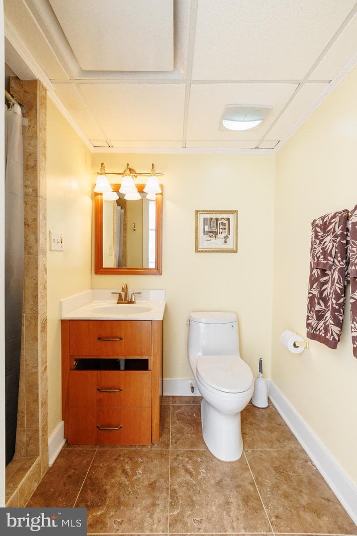 503 Fifth Street E photo 44