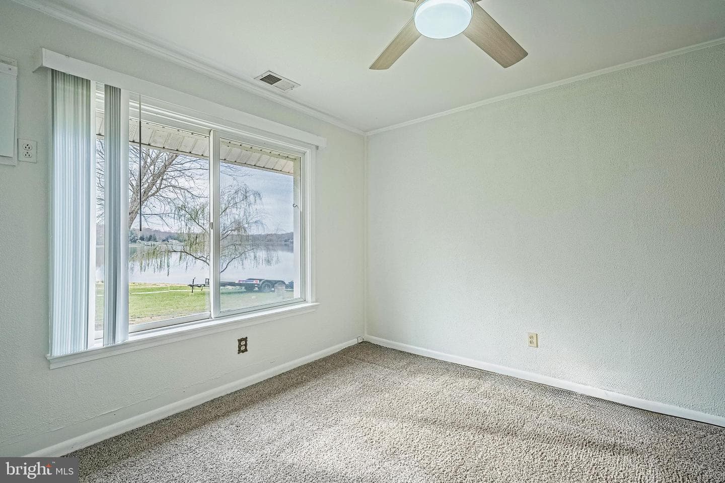 115 Lakeview Circle photo 27