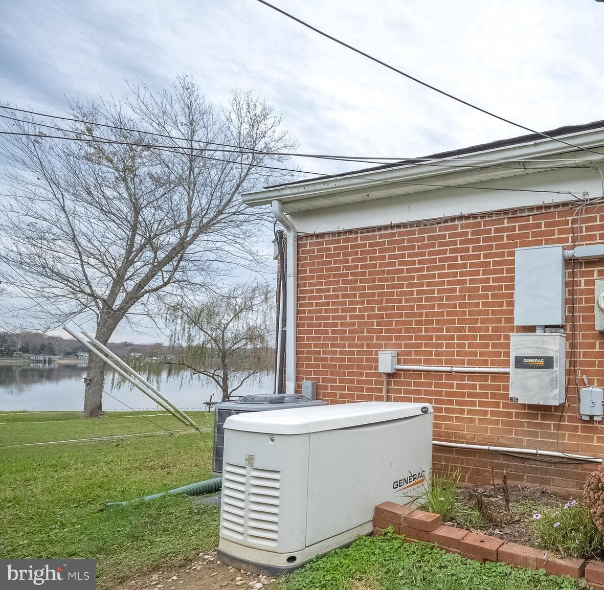 115 Lakeview Circle photo 39