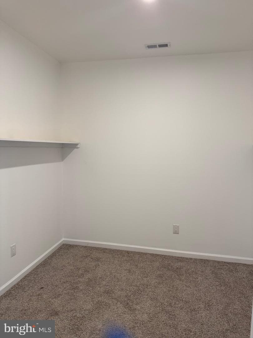 618 St. Mary's Avenue photo 10