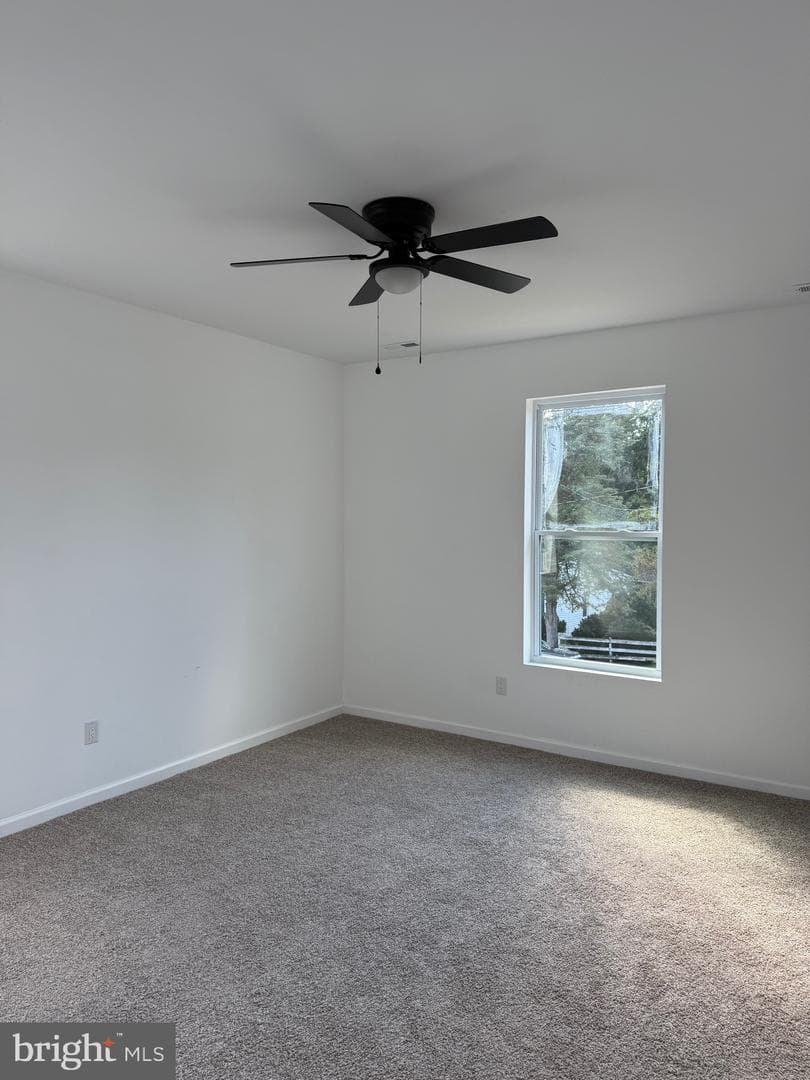 618 St. Mary's Avenue photo 11