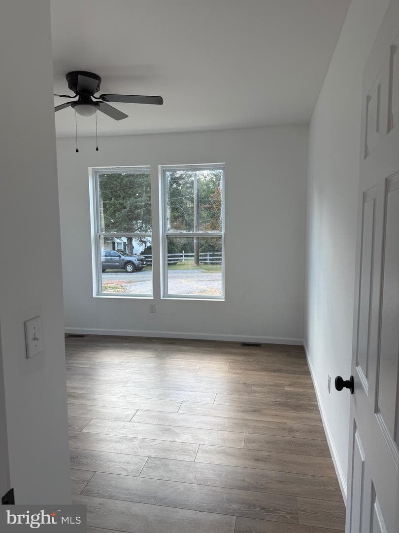618 St. Mary's Avenue photo 16