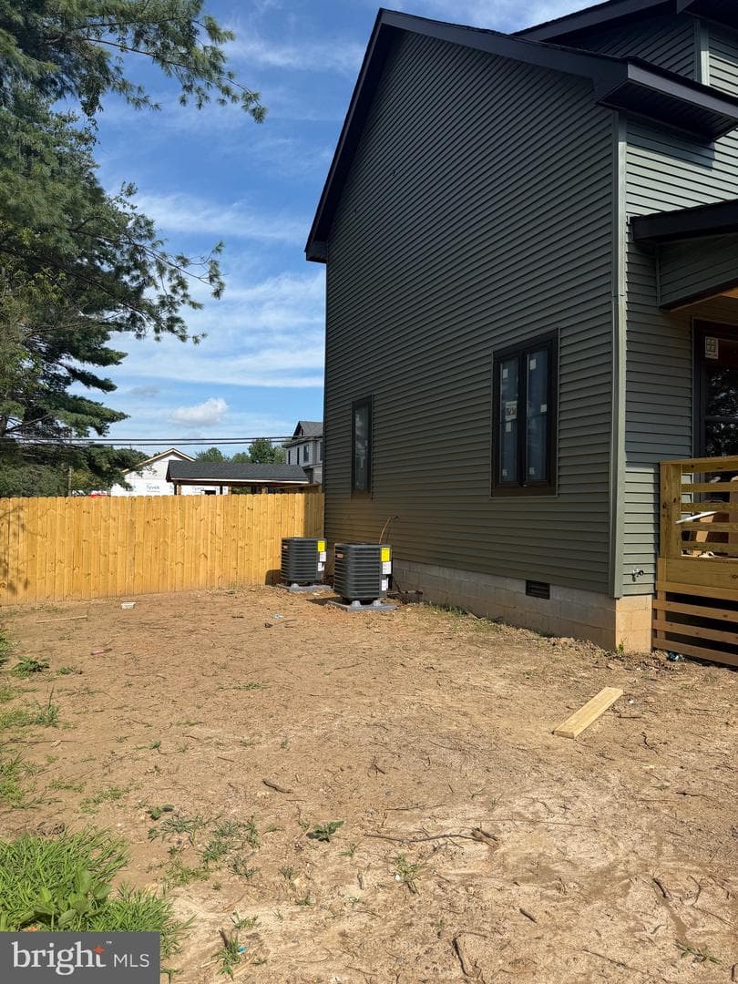 618 St. Mary's Avenue photo 4