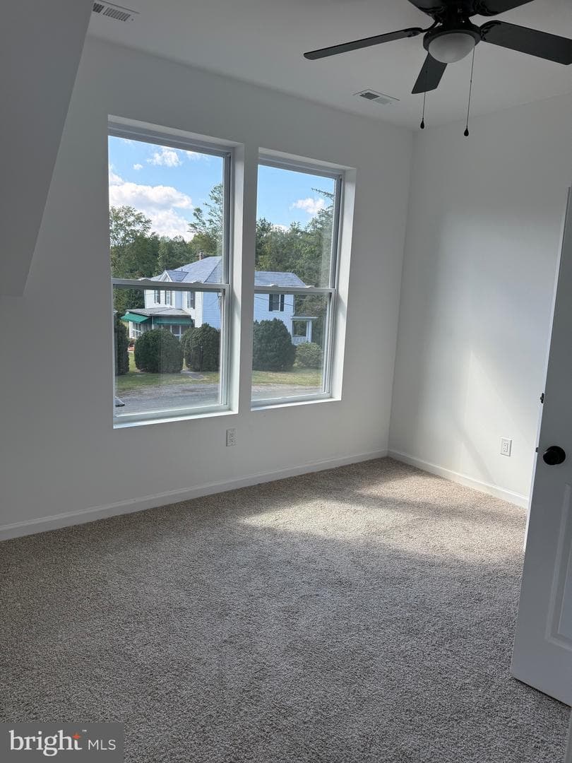 618 St. Mary's Avenue photo 6