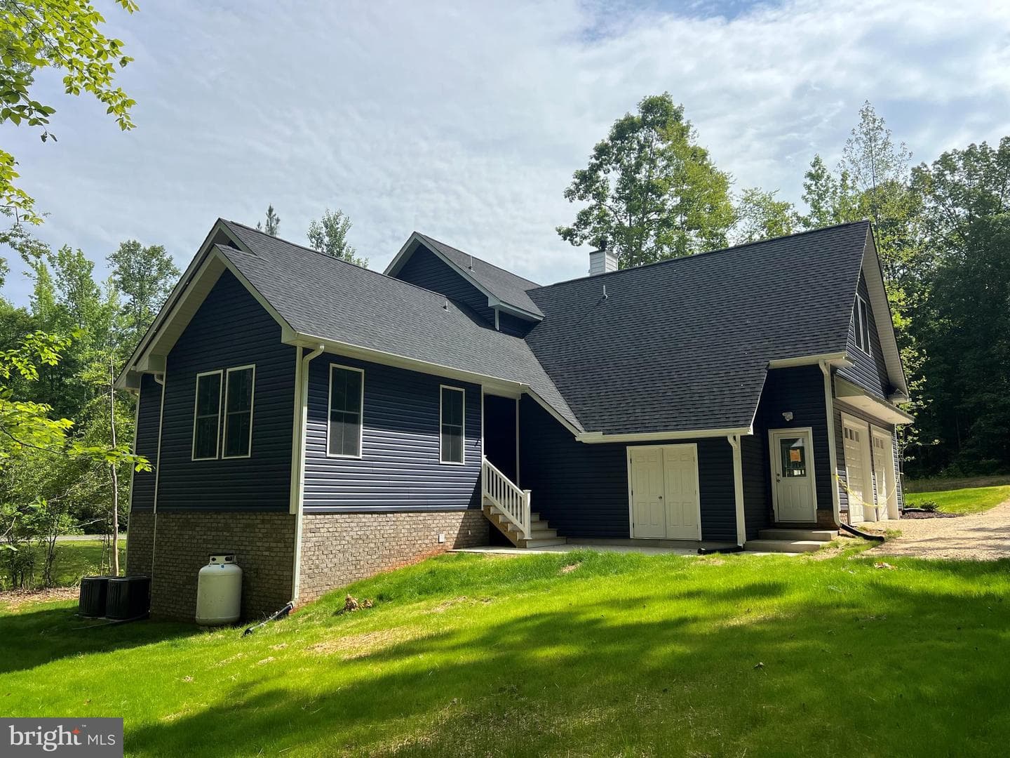 28 Cypress Lane photo 4