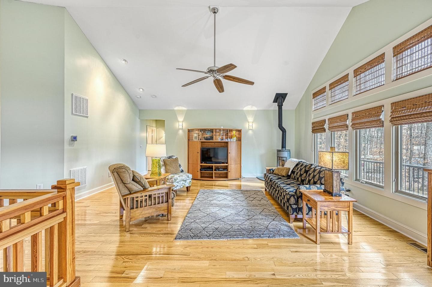 241 William Street photo 11
